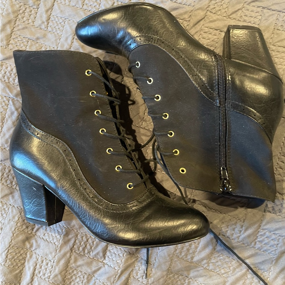 but another innocent tale boots - Picture 2 of 5